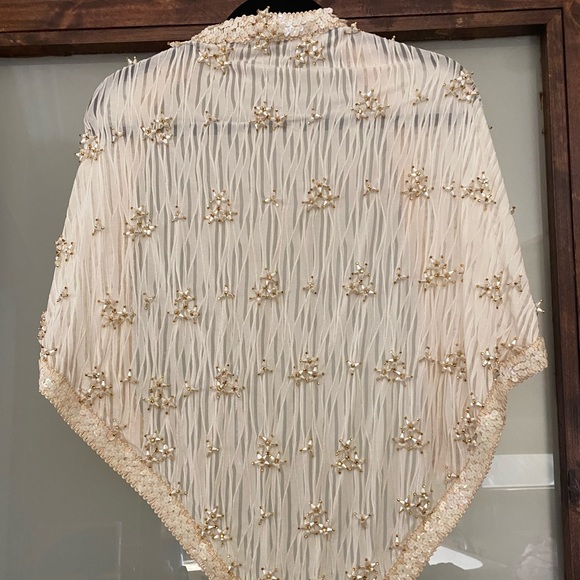 NWT Bridal shawl handmade beaded flower design fancy Chapel Veil scarf wrap - Picture 2 of 7